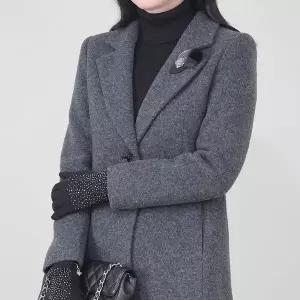 [NS홈쇼핑]애비뉴투지 엄마옷 울 모 테일러 카라 브로치 원 버튼 정장 하프 코트 J01525...