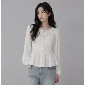 JJ지고트 제이제이 지고트스모크 페플럼 플레어 블라우스 9N0BL341
