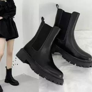 블랙 심플 베이직 첼시부츠 DS-AL909 플랫워커 z-W77E9B0