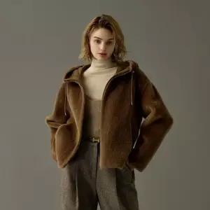 리오벨 24FW 호주산 양모 100 후드 코트 4종 택1