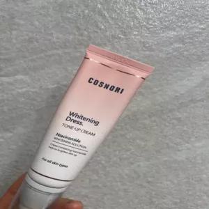 코스노리 화이트닝 드레스 톤업크림 50ml, 1개