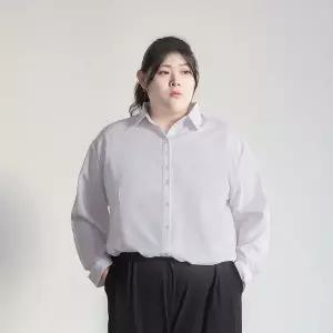 여성 빅사이즈 오버핏 주름방지 화이트 긴팔 셔츠