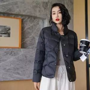 [하프클럽/셀러허브_여성트랜드패션]프리미엄 화이트  숏패딩 여성 경량패
