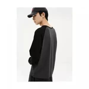 9월 28일 배송 에잇세컨즈 컬러 블록 래글런 티셔츠 블랙