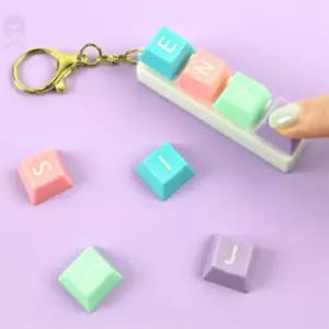 퀸스가든 MBTI 열쇠고리 아크릴키링 키링