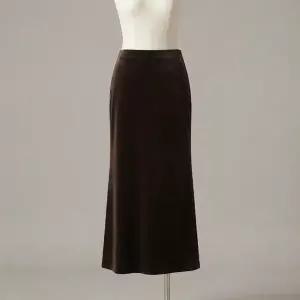 [온앤온] 벨벳 롱 스커트 KHAKI BROWN NMW6A-S8060 4F