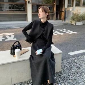 삐삐2 여성 모직 조끼와 하이넥 스커트 3종 세트