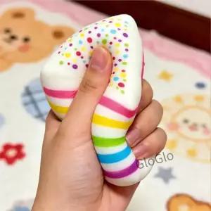 귀여운 무지개 케이크 말토즈 스퀴즈 반죽 다채로운 감각 새 상품 책상 장식 스트레스 해소 인형