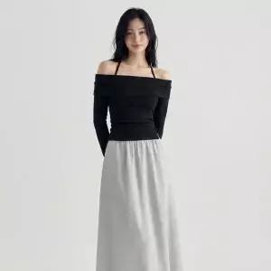 [하프클럽/]페미닌룩 여리핏 오프숄더 홀터넥 긴팔티