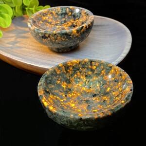 1PC Yooperlite 크리스탈 그릇 - UV 반응성 불꽃 돌 가정 장식 및 수집에 이상적 크리스마스 부활절 발렌타
