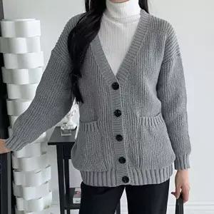 데일리룩 여성 도톰 브이넥 루즈핏 니트 가디건 겨울 루즈핏니트