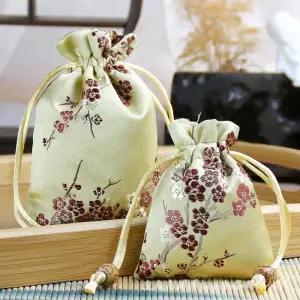 매화 무늬 마덴 복주머니 황금색 10X14cm 소품 파우치