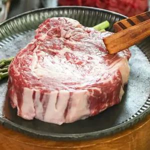 [팜스] 1등급 국내산 냉장 등심스테이크 600g(200gx3팩)+핑크솔트 3개