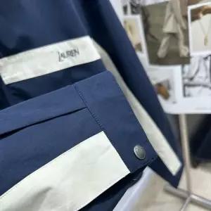 여성 PU 재킷 A라인 스커트 초가을 베이지 블루 배색 지퍼 스탠드 칼라 빈티지 스포츠 스타일