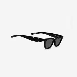 미국 G.M Mmargiela MM208 01 블랙 아세테이트 캣아이 선글라스 남여 398280805989