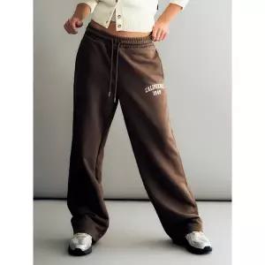[후아유]공용 Signature Patch Wide Pants(Brushed) WHTMG4T21U