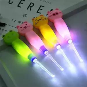 귀이개 빛나는 플라스틱 휴대용 led 귀이개 귀지 제거기 안전 청소 도구 셋트 집게형 가벼운 가정용 분리형