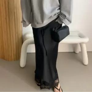 샤틴 A라인 스커트 여성 롱 플레어 시폰 치마 하의