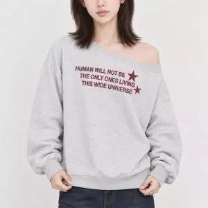 [하프클럽/폴앤폴]Two Star 원오프 숄더 보트넥 루즈핏 맨투맨 3컬러 국내제작