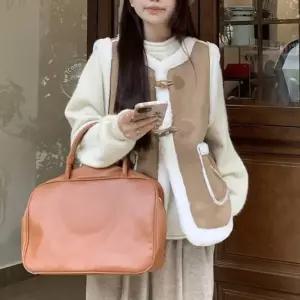 [오노마] ONM 여성 떡볶이 단추 무스탕 양털 조끼 캐주얼