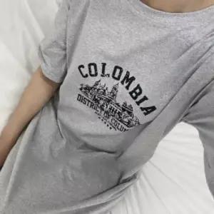 미니멀 콜롬비아 오버핏 반팔 원피스 LM-0346 옷자락 포인트
