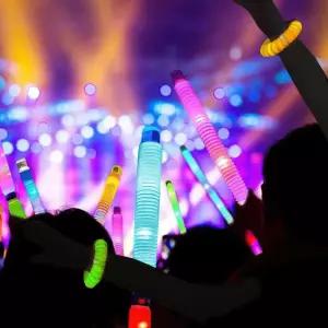 LED 라이팅 팝튜브 파이프 쭈욱쭈욱 쭉쭉이 장난감 늘어나는 귀여운