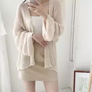 루즈핏 벌룬 스타일 여성 펀칭 그물 가디건 캐주얼룩