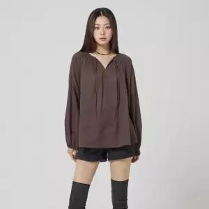 랩 LAP 라운드넥 셔링 블라우스 AR3WB860_DG