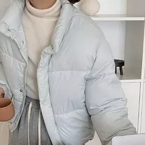여성 겨울 이중 보온 방한 따뜻한 크롭 패딩 스타일 점퍼 Z-F7152