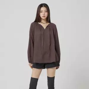 랩 라운드넥 셔링 블라우스 AR3WB860 116317