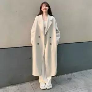 미니멀 여자 겨울 데일리 모직 더블 버튼 카라 오버핏 포인트