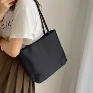 미니멀 여자 3컬러 패션 스퀘어 쉐잎 데일리 숄더백 옷자락 포인트