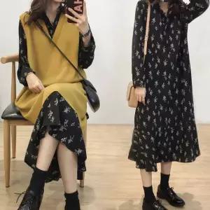 미니멀 여자 잔꽃무늬 프릴 플레어밑단 트임넥 긴팔 롱원피스