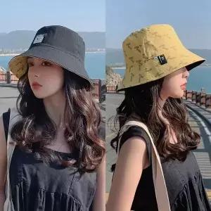 화려한 양면 버킷햇 착용 여성 양동이 모자 어 패션 편지 인쇄 소녀 어부 여름 야외 해변 분지