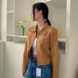 [M7] 여자 핀턱 세무 컷아웃 카라넥 SS 탱크 자켓