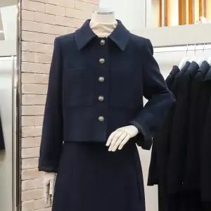 [JJ JIGOTT][JJ지고트]울 패치 포켓 크롭 재킷 GNBA0JKR4_DG
