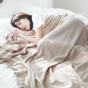 대나무순면 심플 얇은 싱글 낮잠이불 편한 담요낮잠 슬러브 피그먼트 대홍 여름거즈이불 러그