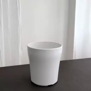 고강도 플라스틱 원통형 화분 24x26cm 화이트플라워 꽃집 분배 인테리어 정원 원예 베란다 디자인 심플한