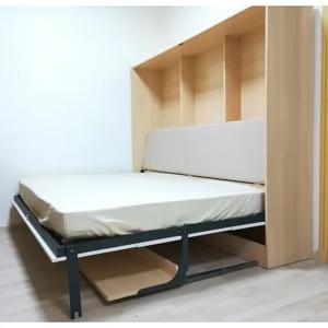 공간 절약형 가구 하드웨어 키트, 거실, 서재 및 아파트용 안전 기능이 있는 월 머피 침대 메커니즘
