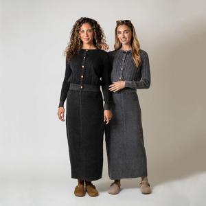 AP AW26 여성용 워싱 케이블 가디건과 니트 스커트