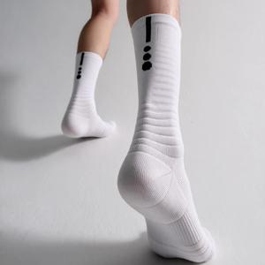 남성용 중목 스포츠 양말 땀 흡수 미끄럼 방지 운동 양말 (러닝, 농구, 배드민턴, 아웃도어용)