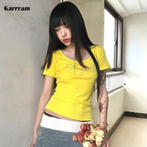 Karrram 일본 Y2k 라인스톤 티셔츠, 빈티지 하라주쿠 다이아몬드 레터 프린트 티셔츠, 쓰레기 2000 년대 미학 옐로우 크롭탑