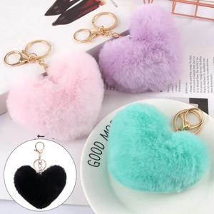 레인보우 플러시 볼 키 체인 여성을위한 대형 하트 Pompom 열쇠 고리 자동차 가방 펜던트 패션 쥬얼리 푹신한 사랑 Pompons 열쇠 고리