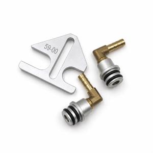 1pc 6R80 10R80 6HP 변속기 오일 쿨러 라인 어댑터 피팅 키트 -8AN 90도 엘보(포드 머스탱 F-150용 브래킷 포함)