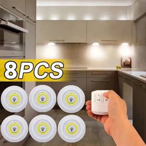1-8pcs 캐비닛 조명 아래 LED 원격 제어 배터리 작동 COBLED 옷장 조명 옷장 욕실 조명 야간 조명