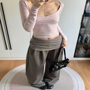 레트로 아메리칸 스타일 플리츠 캐주얼 바지 여성 가을 새로운 스타일 스트리트 스타일 컬러 블록 와이드 레그 팬츠 비대칭 디자인
