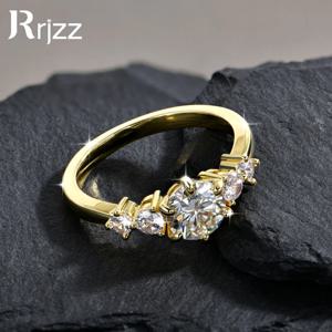 Rrjzz 1CT D 컬러 VVS1 라운드 컷 랩 모조 다이아몬드 모이사나이트 약혼 반지 (GRA 인증) 14k 금도금 여성 웨딩 링