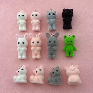10pcs 만화 입체 수지 플러시 귀여운 고양이 DIY 수제 펜던트 키 체인 귀걸이 가방 교수형 펜던트