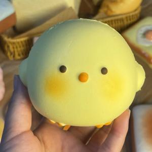 케이크향이 나는 귀여운 거대한 닭, 느린 상승, 반동, 부드럽고 압력에 강한 장난감, 케이크 레시피 1:1 제작. 모두를 위해