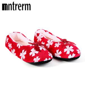 Mntrerm 여성용 실내 슬리퍼, 따뜻한 소재, 면 소재, 부드러운 안감, 미끄럼 방지 기능, 리본 장식, 물방울 무늬, 여성용 홈 슬리퍼